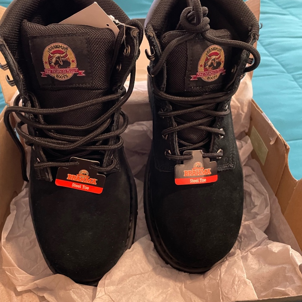BRAHAMA BLACK BRAVO II
Steel toe work boots